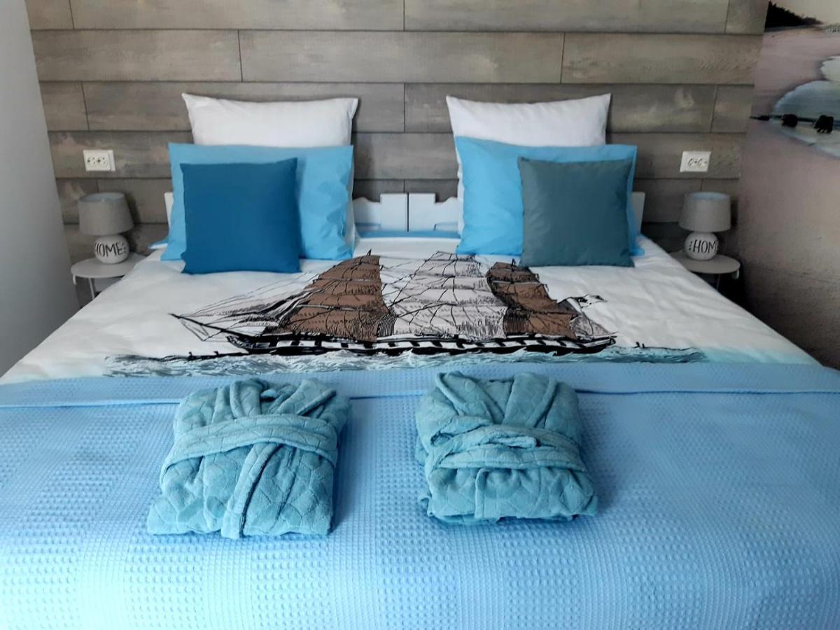Casa Babica Guesthouse 科斯蒂内什蒂 外观 照片