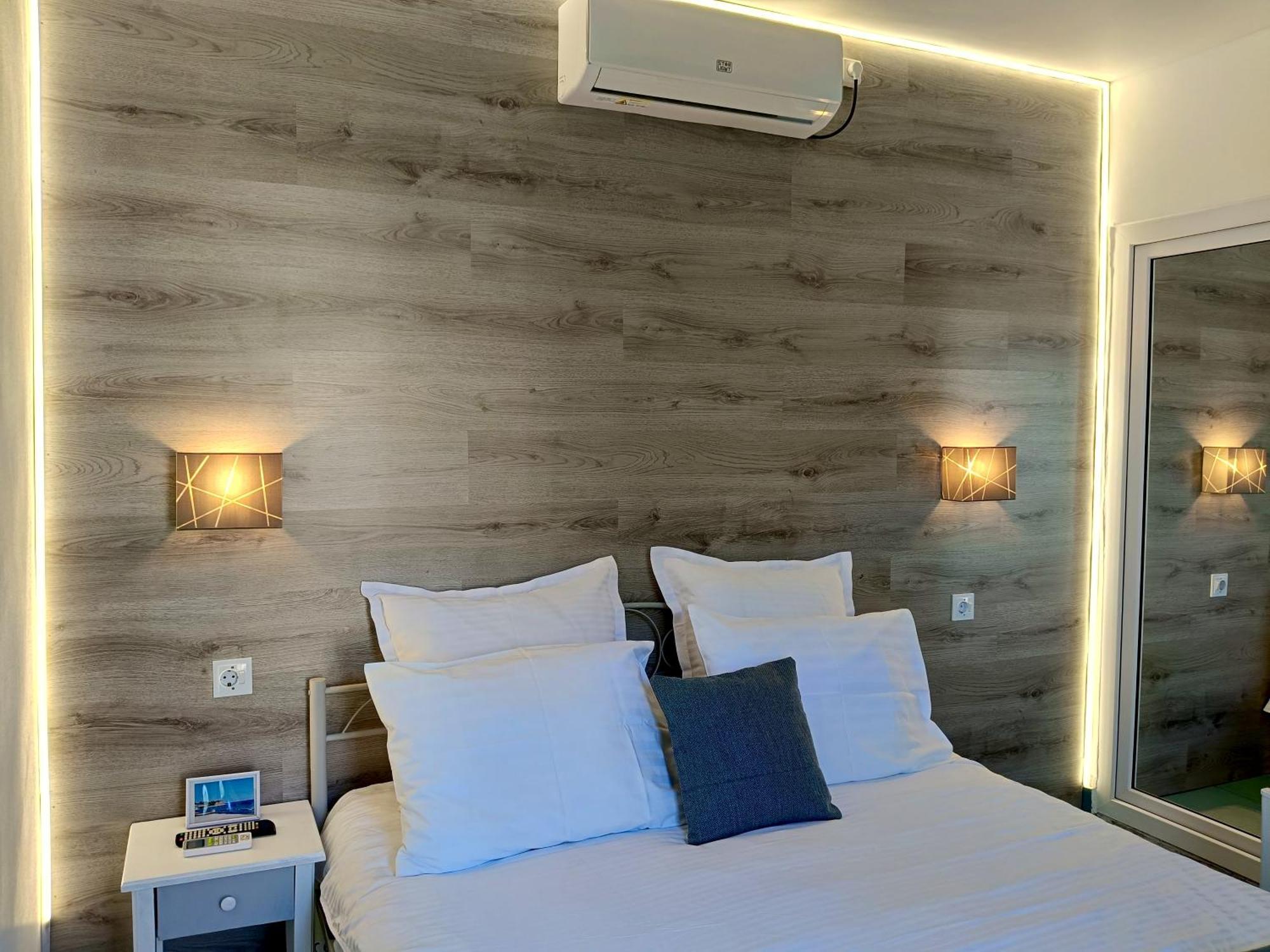 Casa Babica Guesthouse 科斯蒂内什蒂 外观 照片